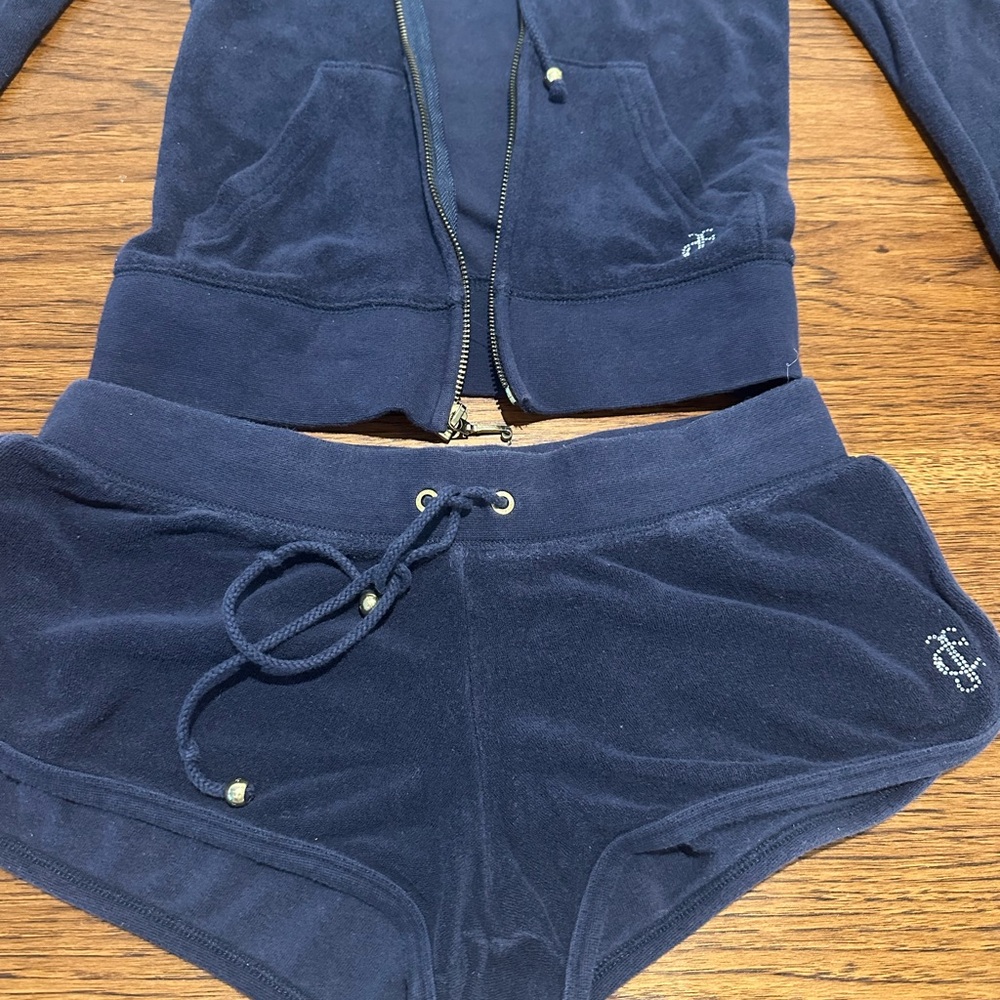 Y2K Juicy Couture Dark Blue Velour Hoodie and Shorts - Picture 2 of 6